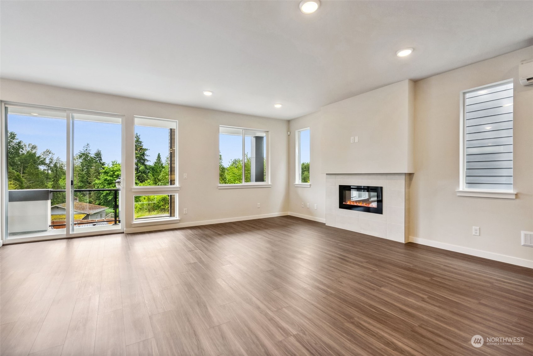 4016 Aberdeen Way Northeast, Unit 32 Renton, WA 98056 - Photo 9 of 39