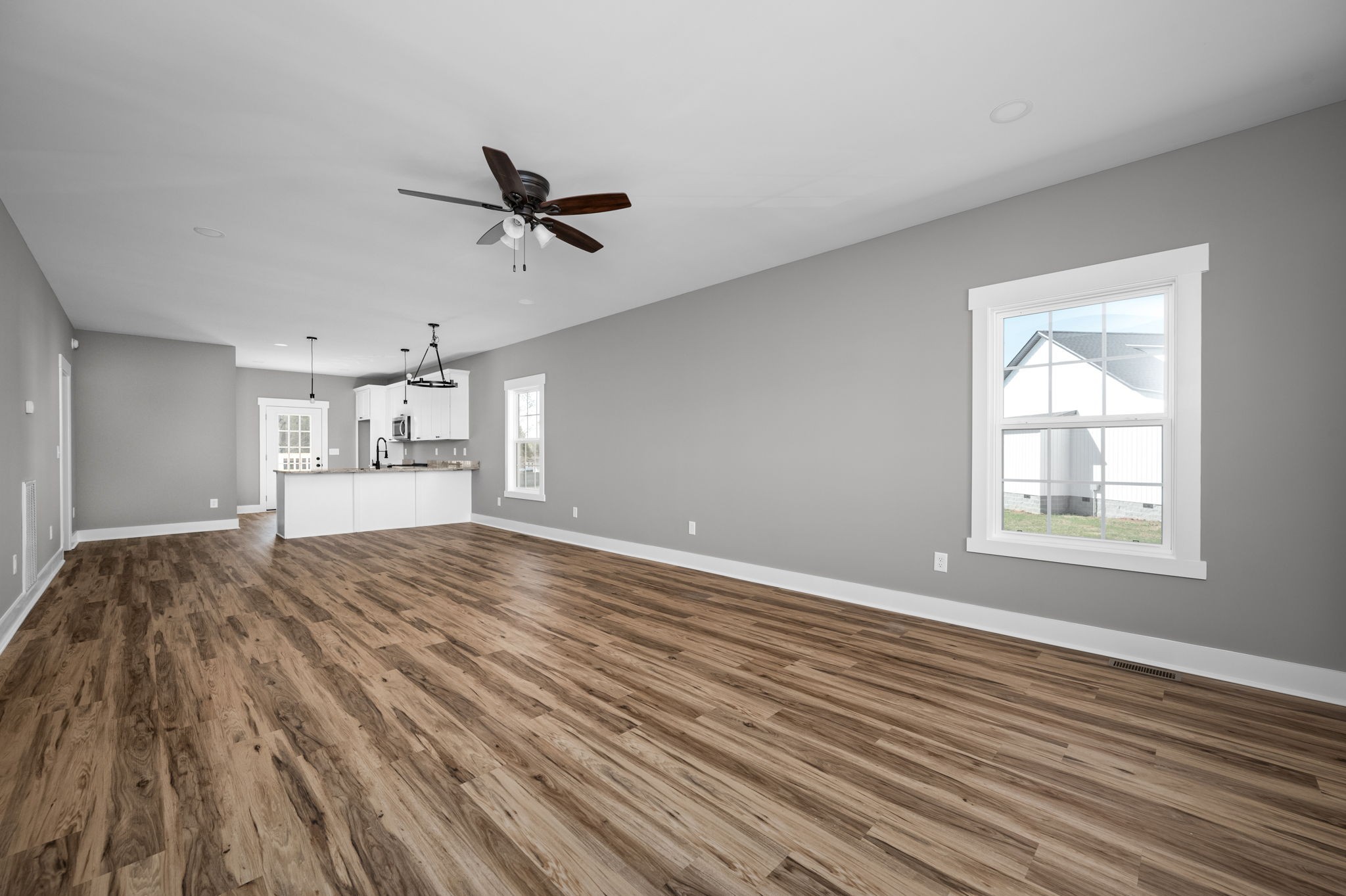 209 Eastbrook Road Estill Springs, TN 37330 - Photo 6 of 24