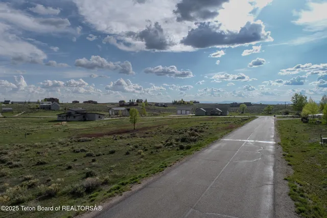 $130,000 | Lot#22 Carmichael Loop, Pinedale, WY 82941