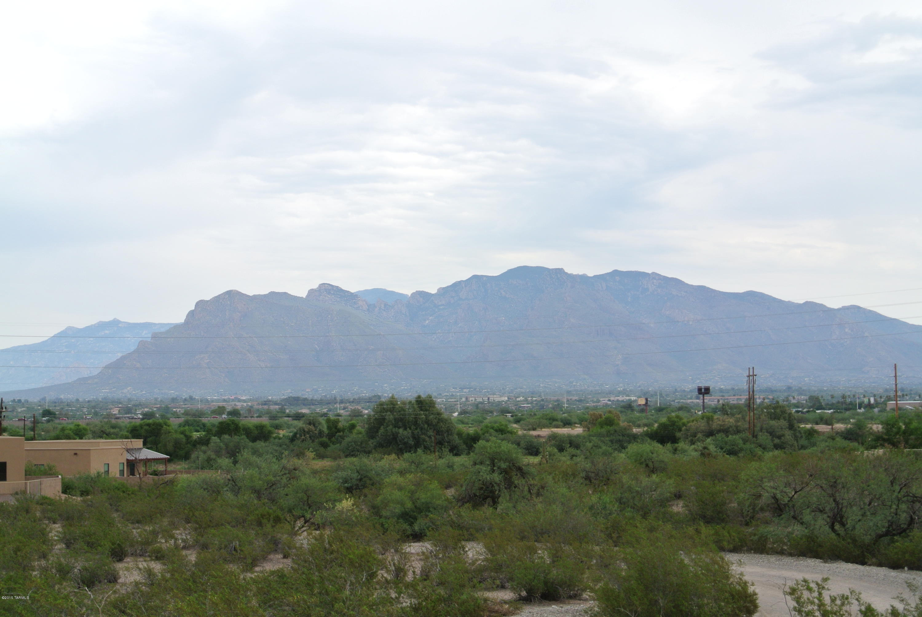 5172 North Silverbell Road Tucson, AZ 85745 - Photo 1 of 7