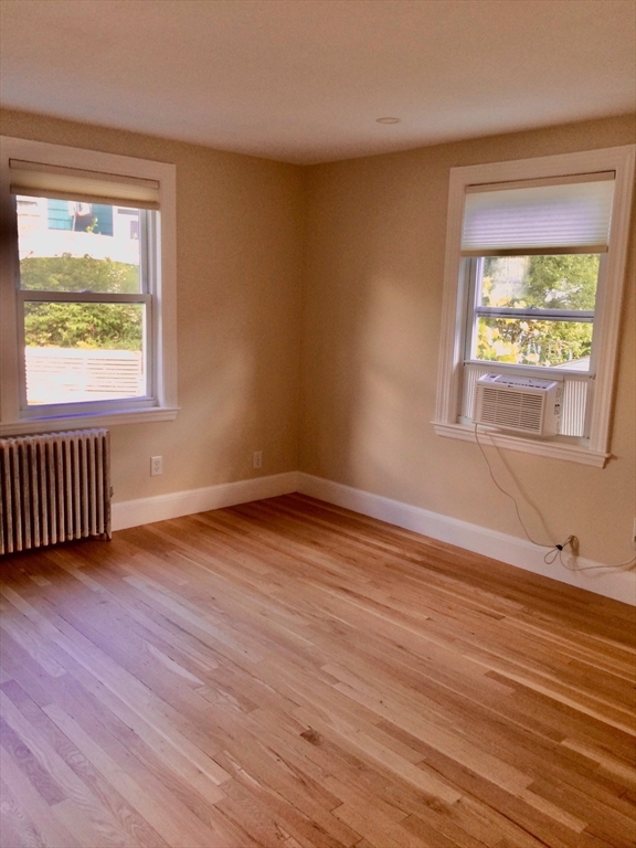 16 Hobbs Road, Unit 1 Medford, MA 02155 - Photo 10 of 22