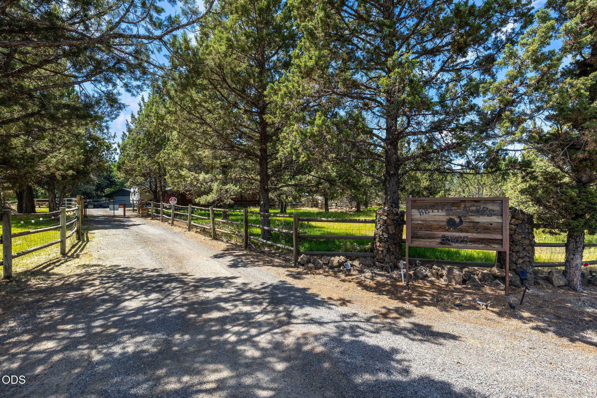 63425 Deschutes Market Road Bend, OR 97701 - Photo 6 of 48 Gallery Image 6