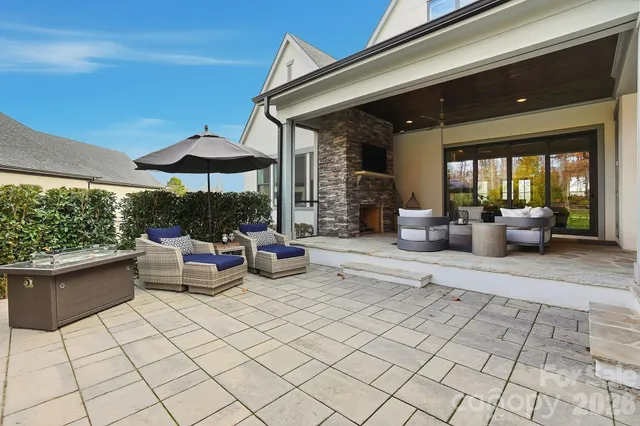 $2,200,000 | 15910 Heath Aster Way, Davidson, NC 28036