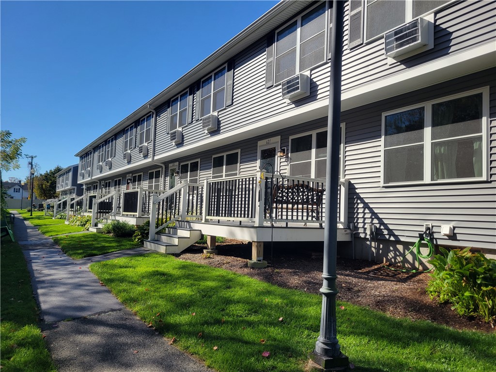 200 Post Road, Unit 621 Warwick, RI 02888 - Photo 3 of 34