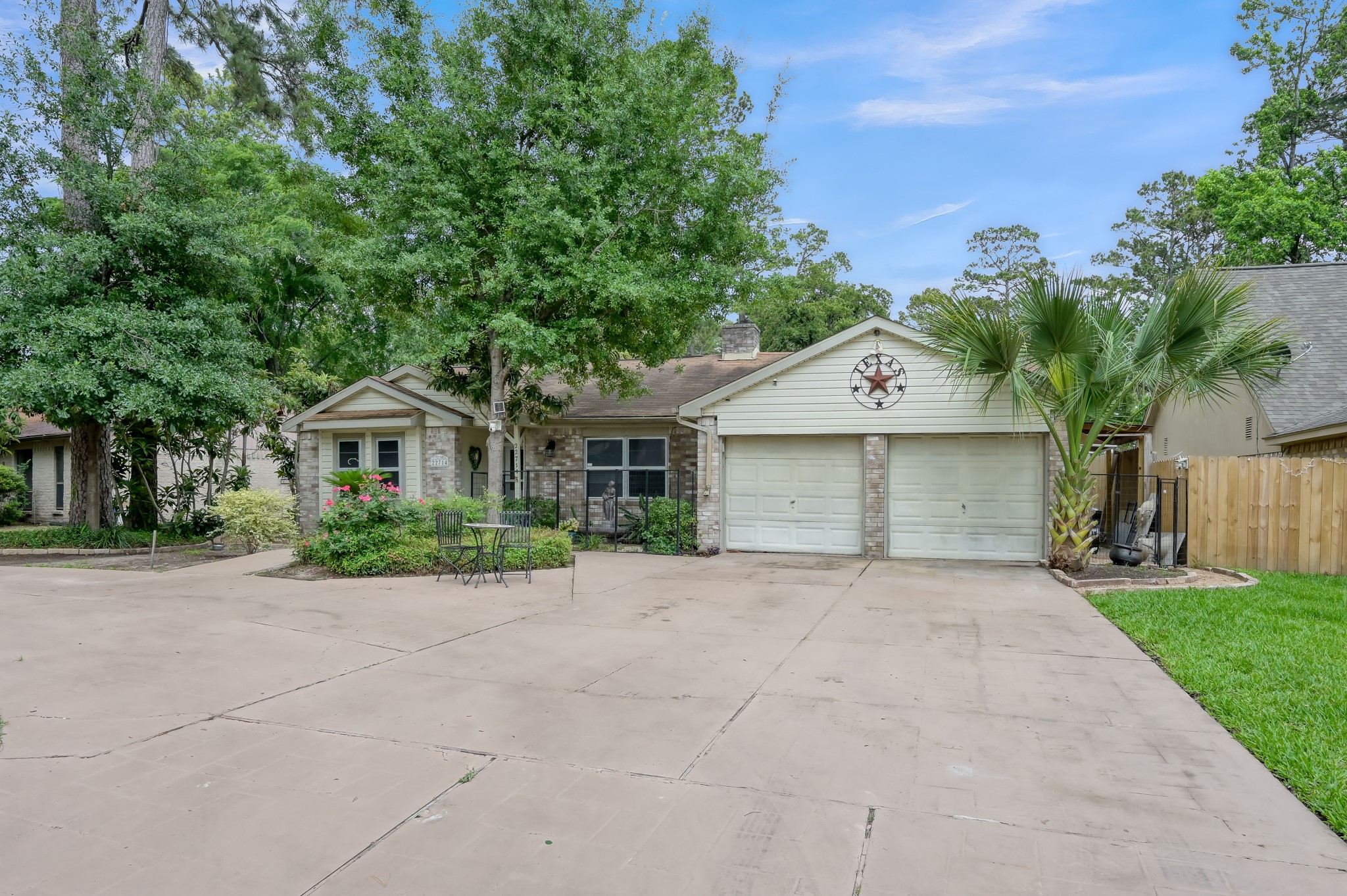 22714 Canyon Lake Drive Spring, TX 77373 - Photo 4 of 44