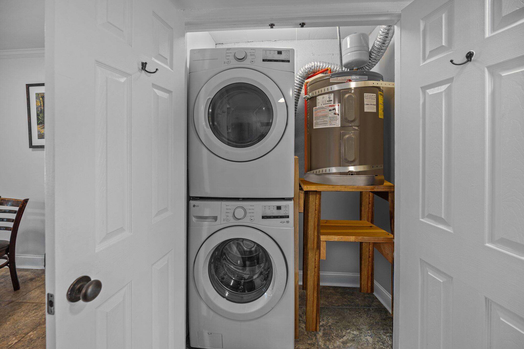 11 America Street Charleston, SC 29403 - Photo 7 of 27 New Washer & Dryer Stack