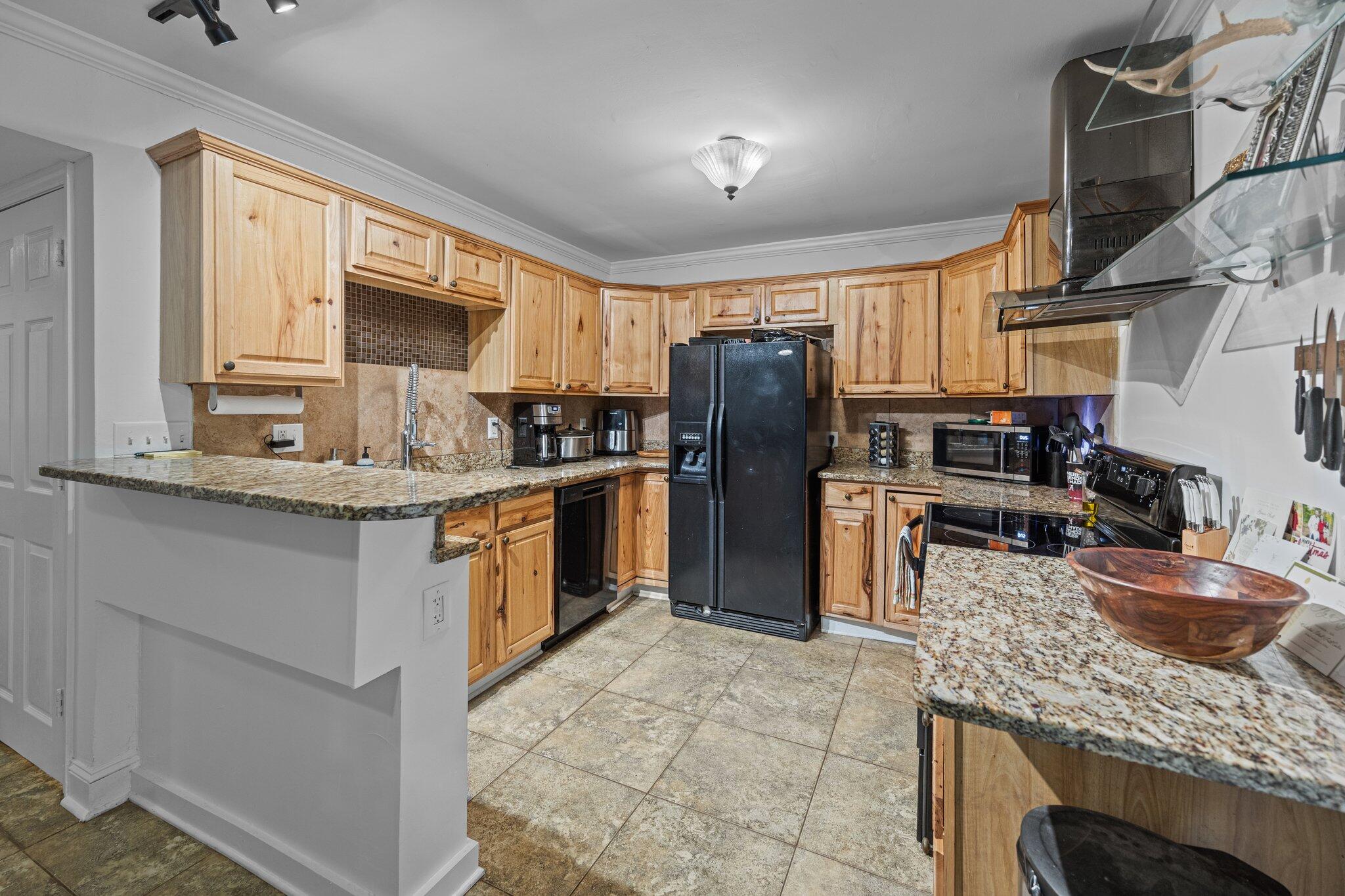 11 America Street Charleston, SC 29403 - Photo 8 of 27 19-web-or-mls-470A9742