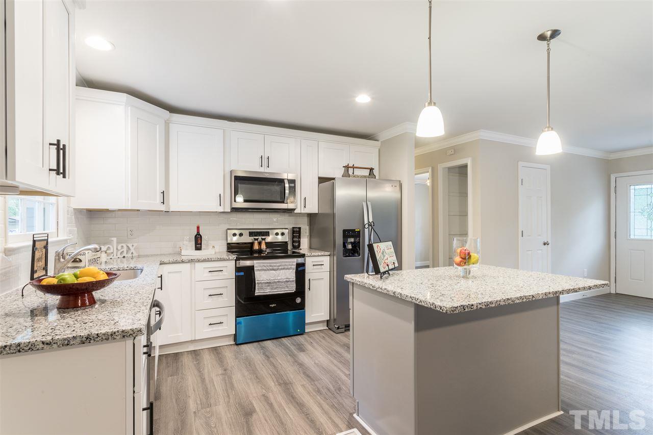 700 Lakeview Road Durham, NC 27712 - Photo 6 of 22