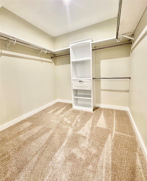 8111 Middle Court Austin, TX 78759 - Photo 16 of 30 Primary closet