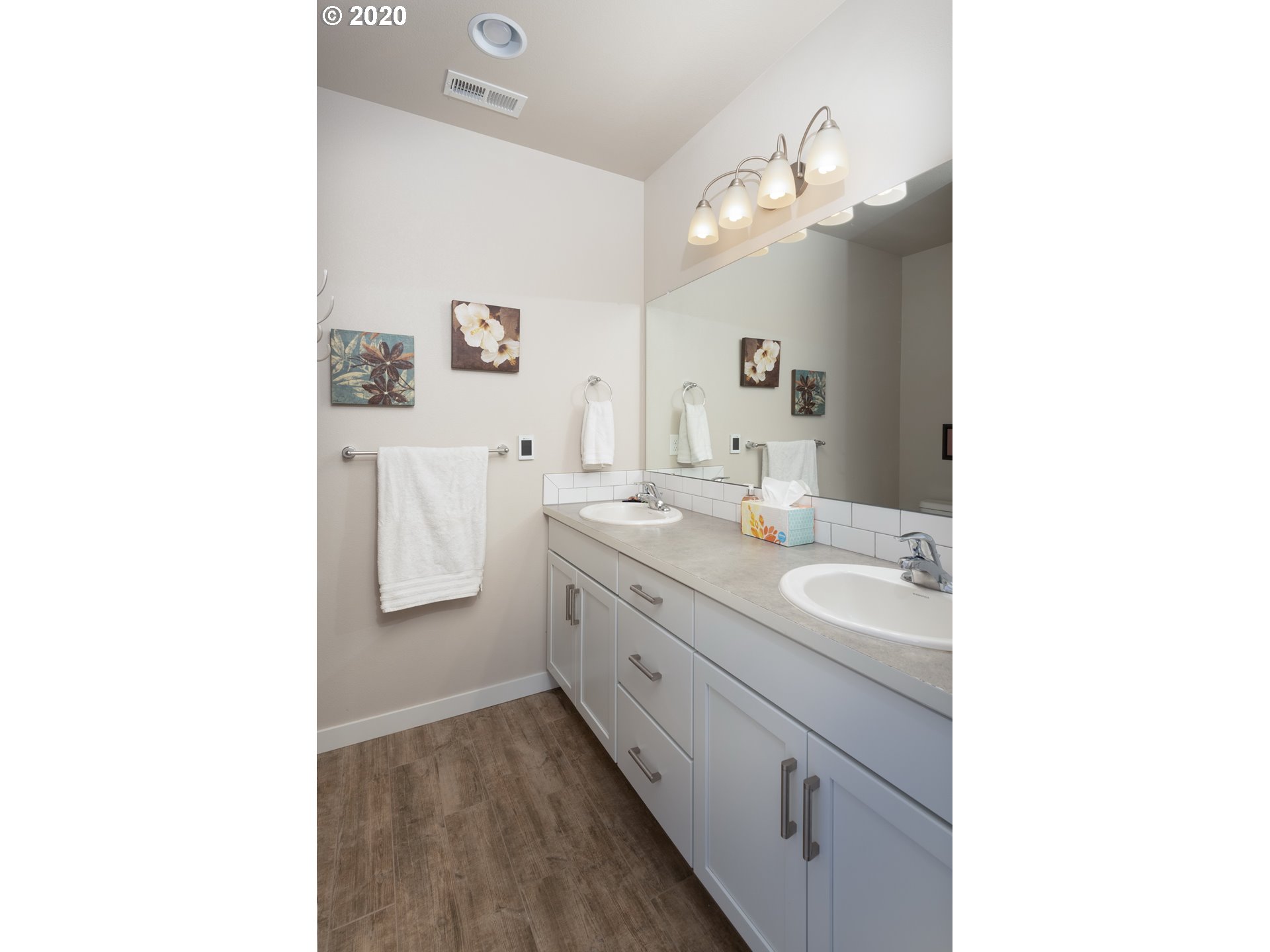 64615 Hunnell Road Bend, OR 97703 - Photo 22 of 32