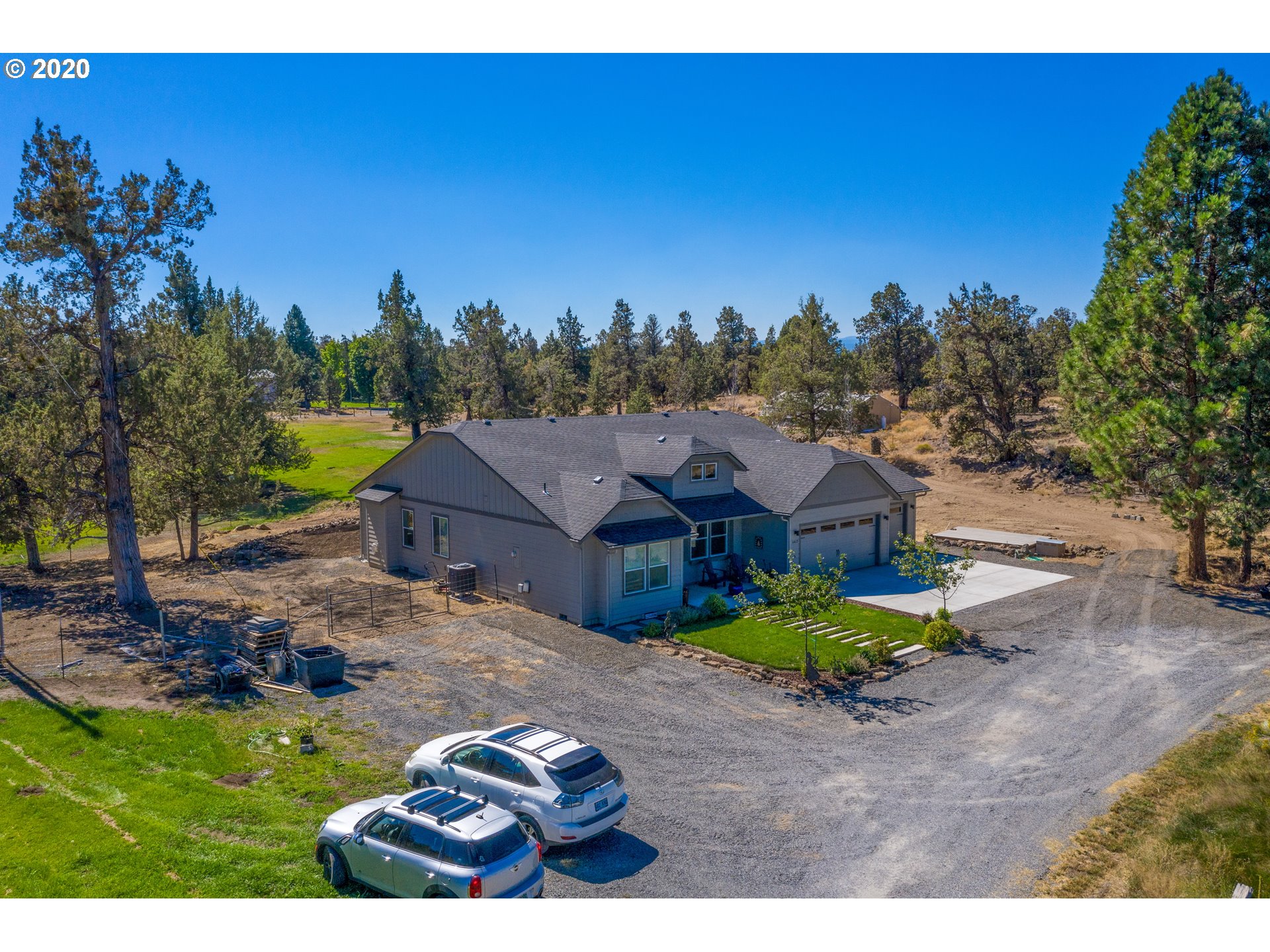 64615 Hunnell Road Bend, OR 97703 - Photo 6 of 32