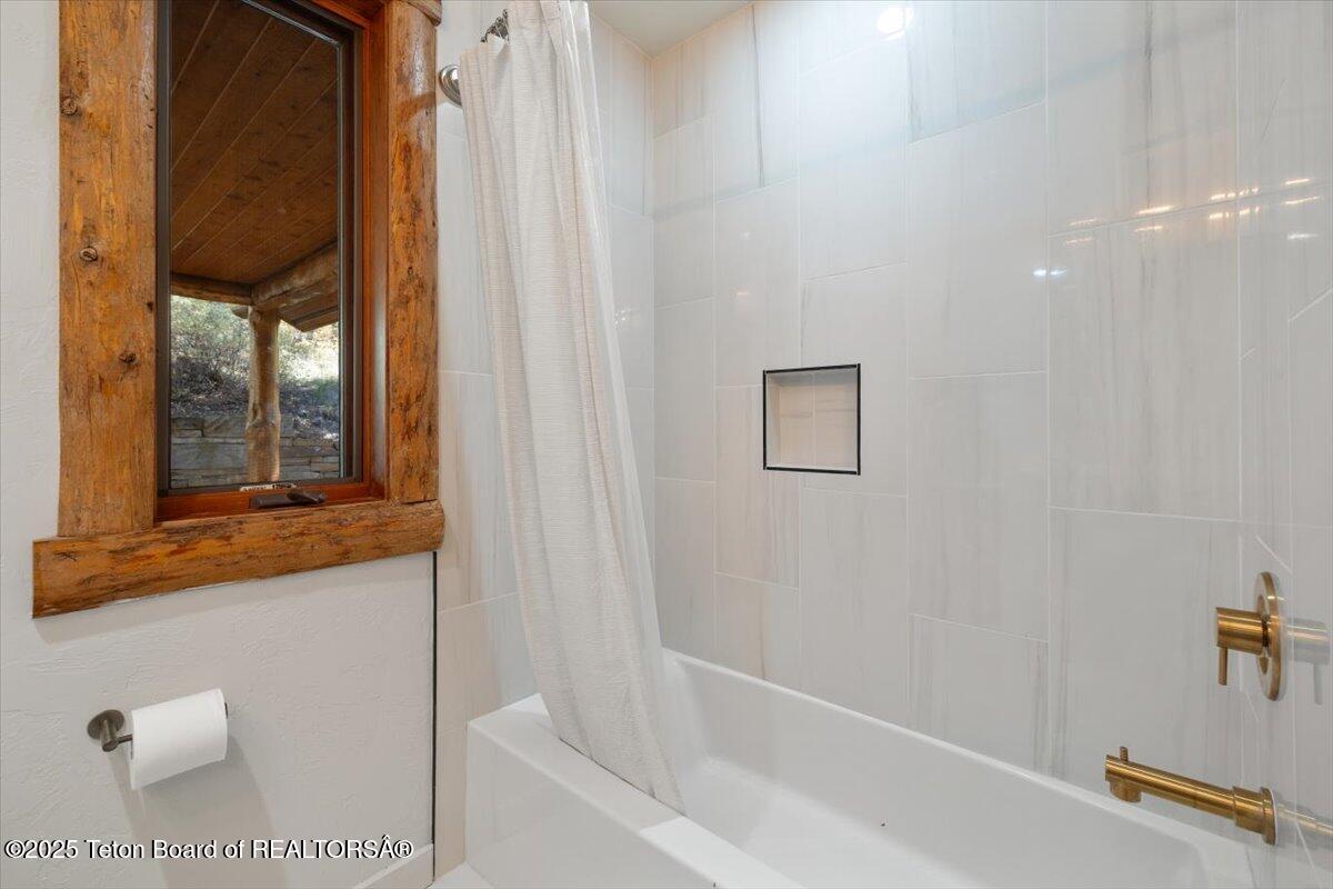 2350 East Apache Road Jackson, WY 83001 - Photo 22 of 24 06-06 - 2350 E Apache Rd