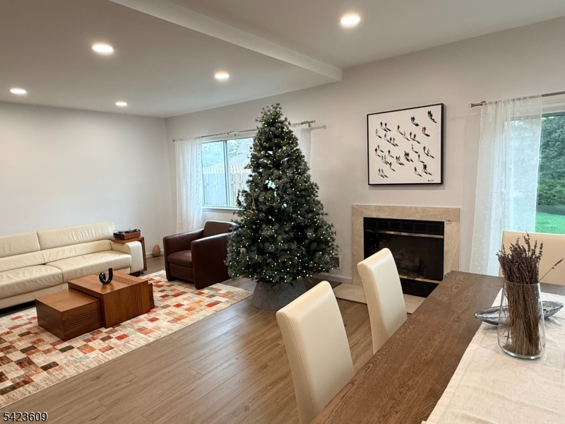 22 Castle Ridge Drive, Unit 22 East Hanover, NJ 07936 - Photo 11 of 34