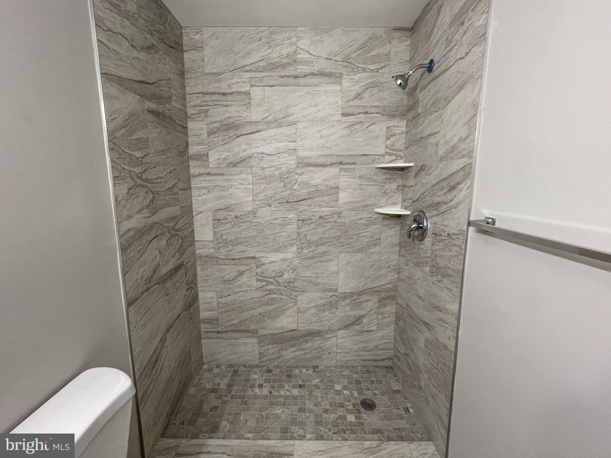 15015 Haslemere Court Silver Spring, MD 20906 - Photo 22 of 60 Hall Bath