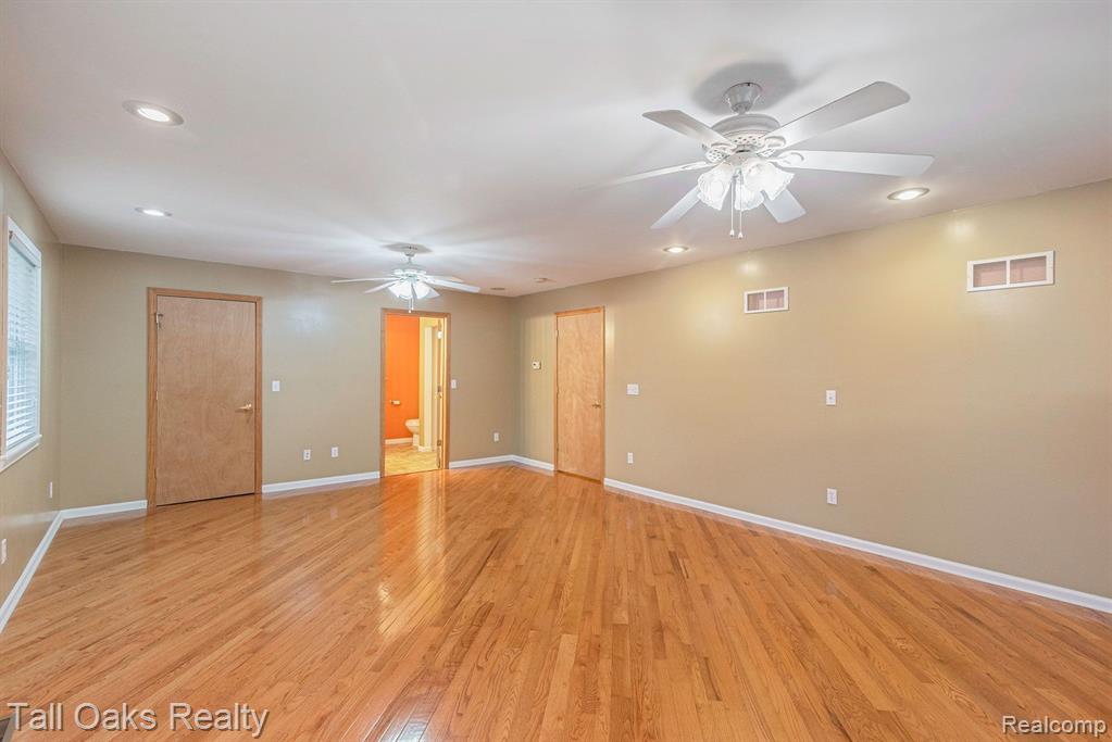 3157 Belsay Road Burton, MI 48519 - Photo 26 of 39