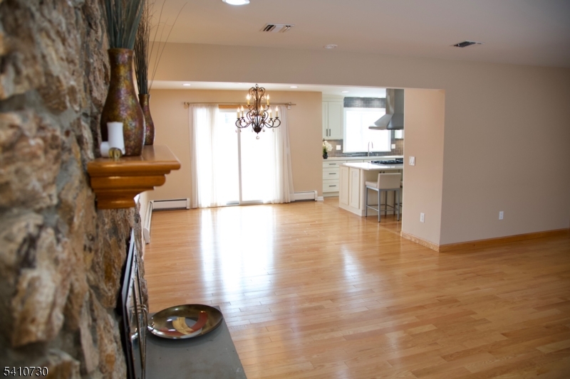 2 Edith Court East Hanover, NJ 07936 - Photo 18 of 46