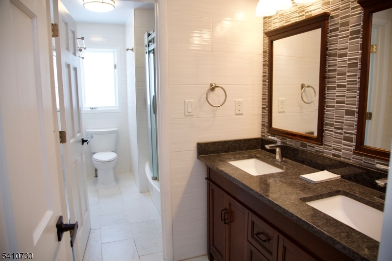 2 Edith Court East Hanover, NJ 07936 - Photo 25 of 46