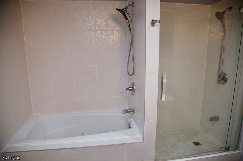 2 Edith Court East Hanover, NJ 07936 - Photo 40 of 46