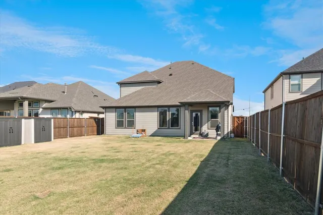 $385,000 | 2905 Beau Daniel Drive, Royse City, TX 75189