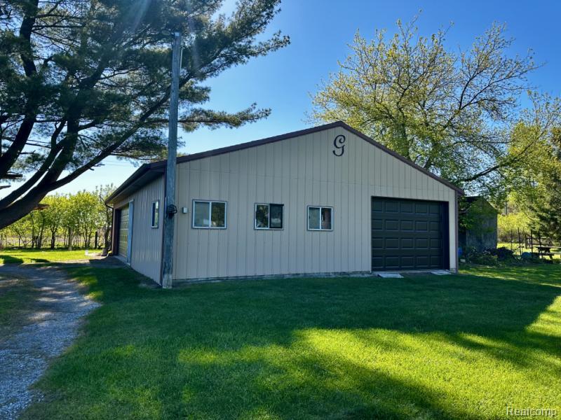 4693 Kilmanagh Road Owendale, MI 48754 - Photo 4 of 22