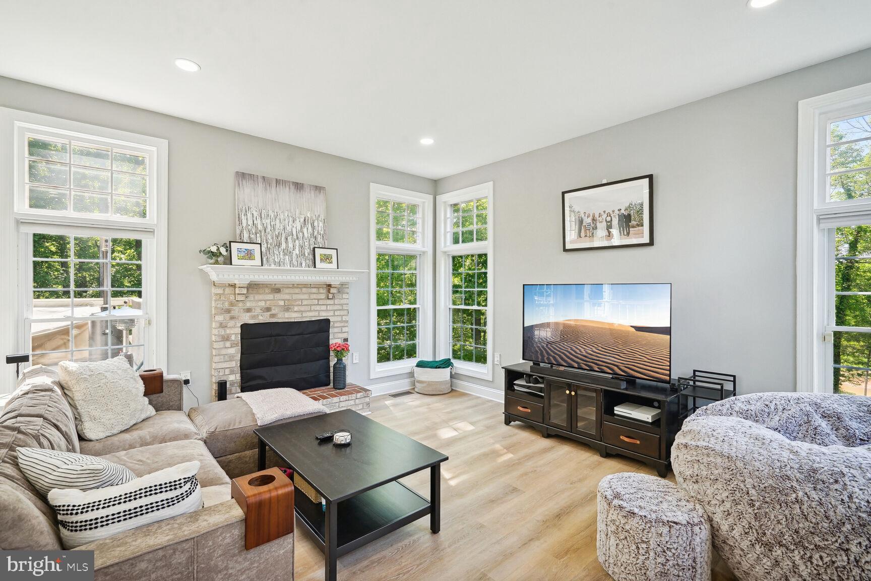 9502 Vinnia Court Manassas, VA 20110 - Photo 12 of 50