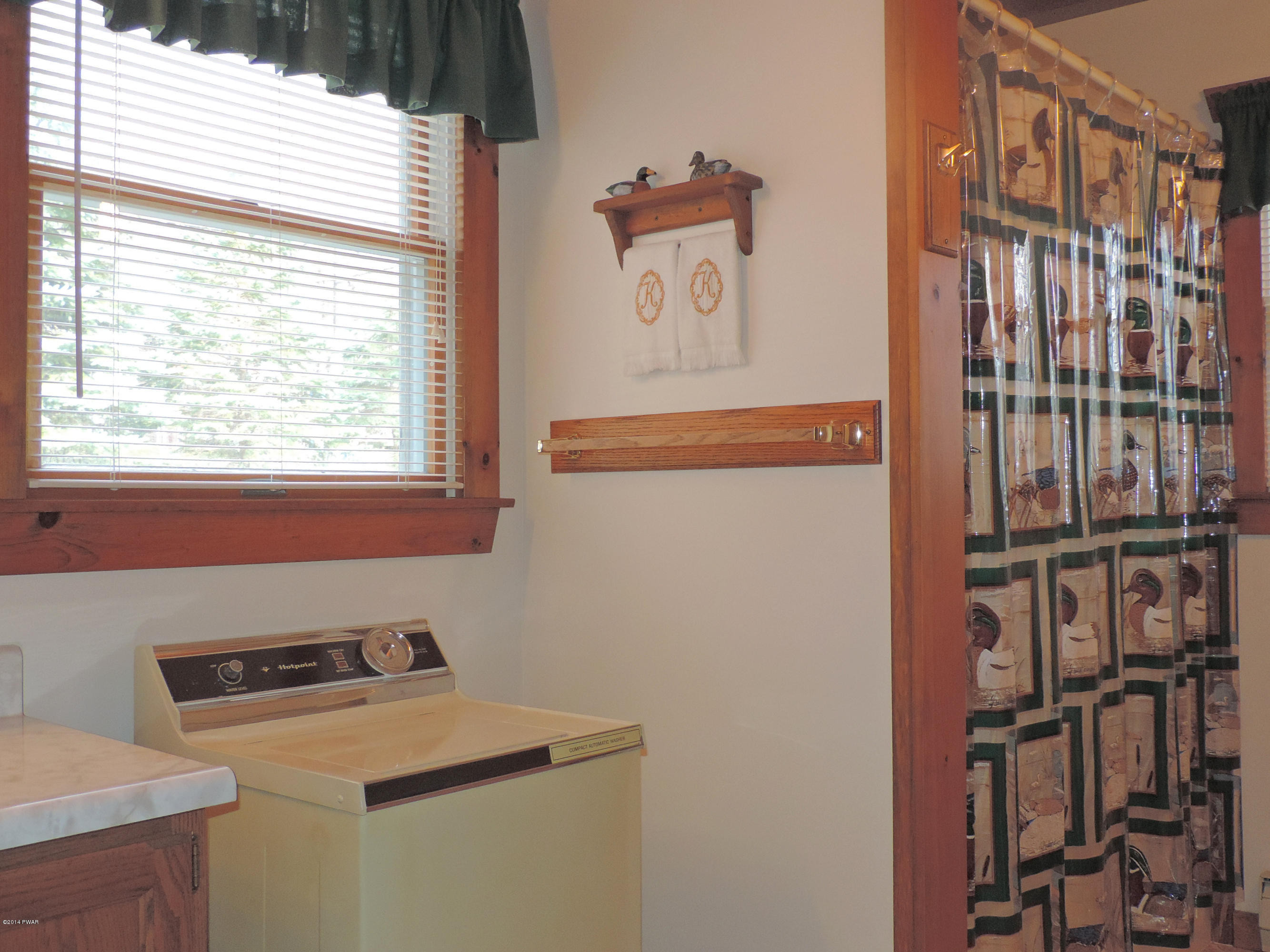 226 Lennon Road Greentown, PA 18426 - Photo 42 of 82 Gallery Image 42