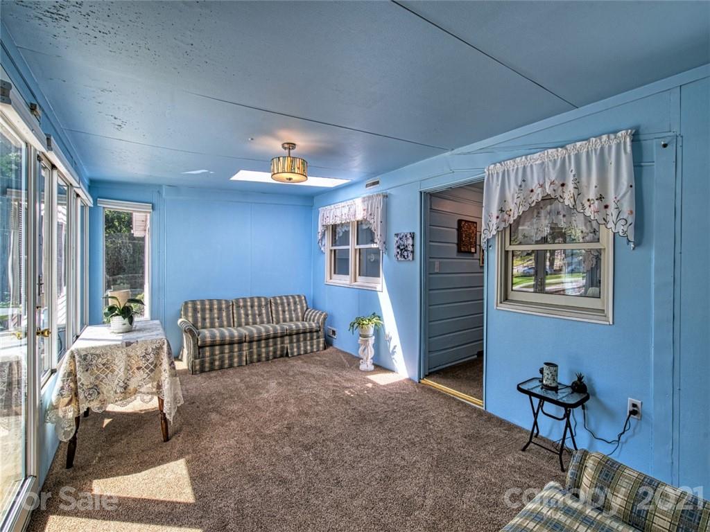 33 Newfound Road Asheville, NC 28806 - Photo 15 of 48 Gallery Image 15