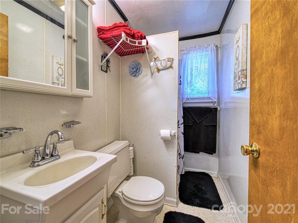33 Newfound Road Asheville, NC 28806 - Photo 17 of 48 Gallery Image 17