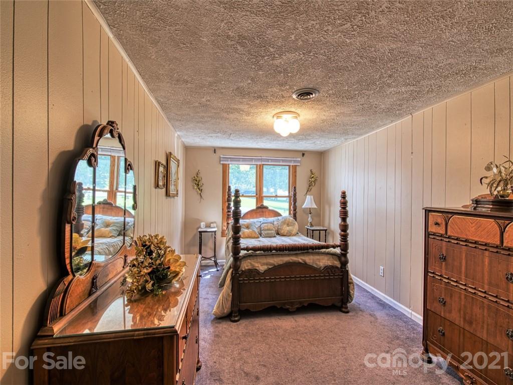 33 Newfound Road Asheville, NC 28806 - Photo 18 of 48 Gallery Image 18
