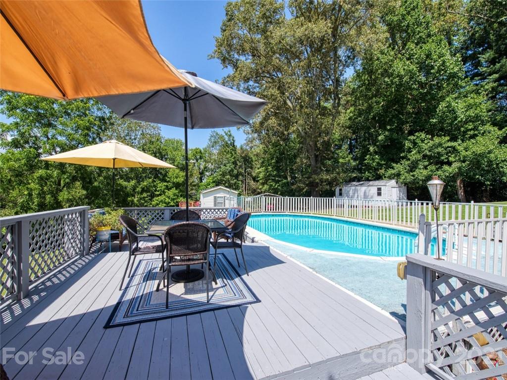 33 Newfound Road Asheville, NC 28806 - Photo 29 of 48 Gallery Image 29