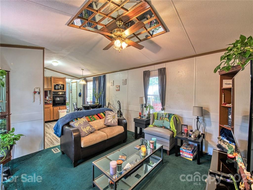 33 Newfound Road Asheville, NC 28806 - Photo 35 of 48 Gallery Image 35