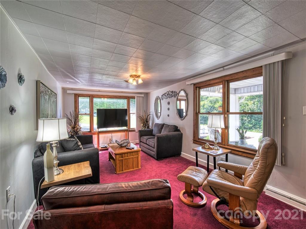 33 Newfound Road Asheville, NC 28806 - Photo 7 of 48 Gallery Image 7