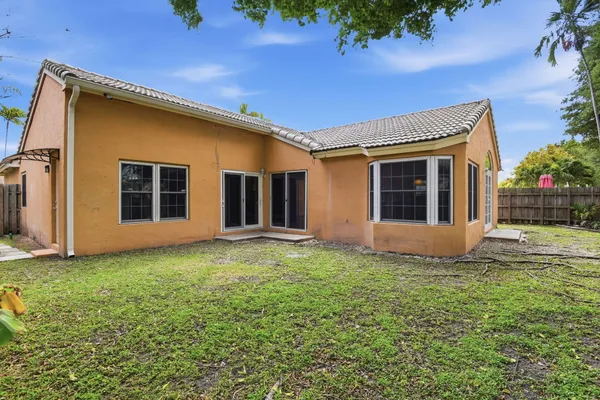 $549,900 | 7350 Southwest 161st Place, Miami, FL 33193