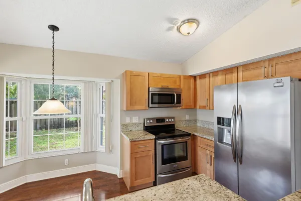 $549,900 | 7350 Southwest 161st Place, Miami, FL 33193