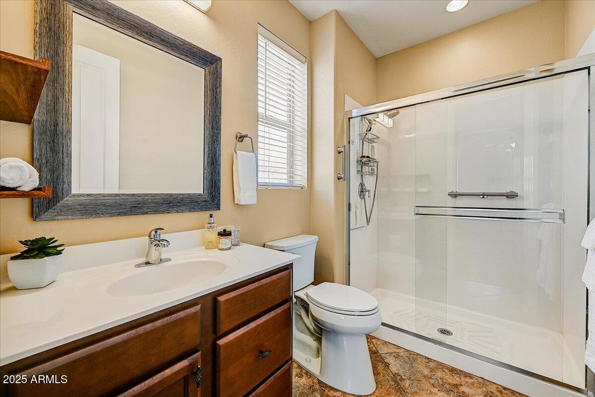 16445 West Berkeley Road Goodyear, AZ 85395 - Photo 16 of 26 18-Full Bathroom
