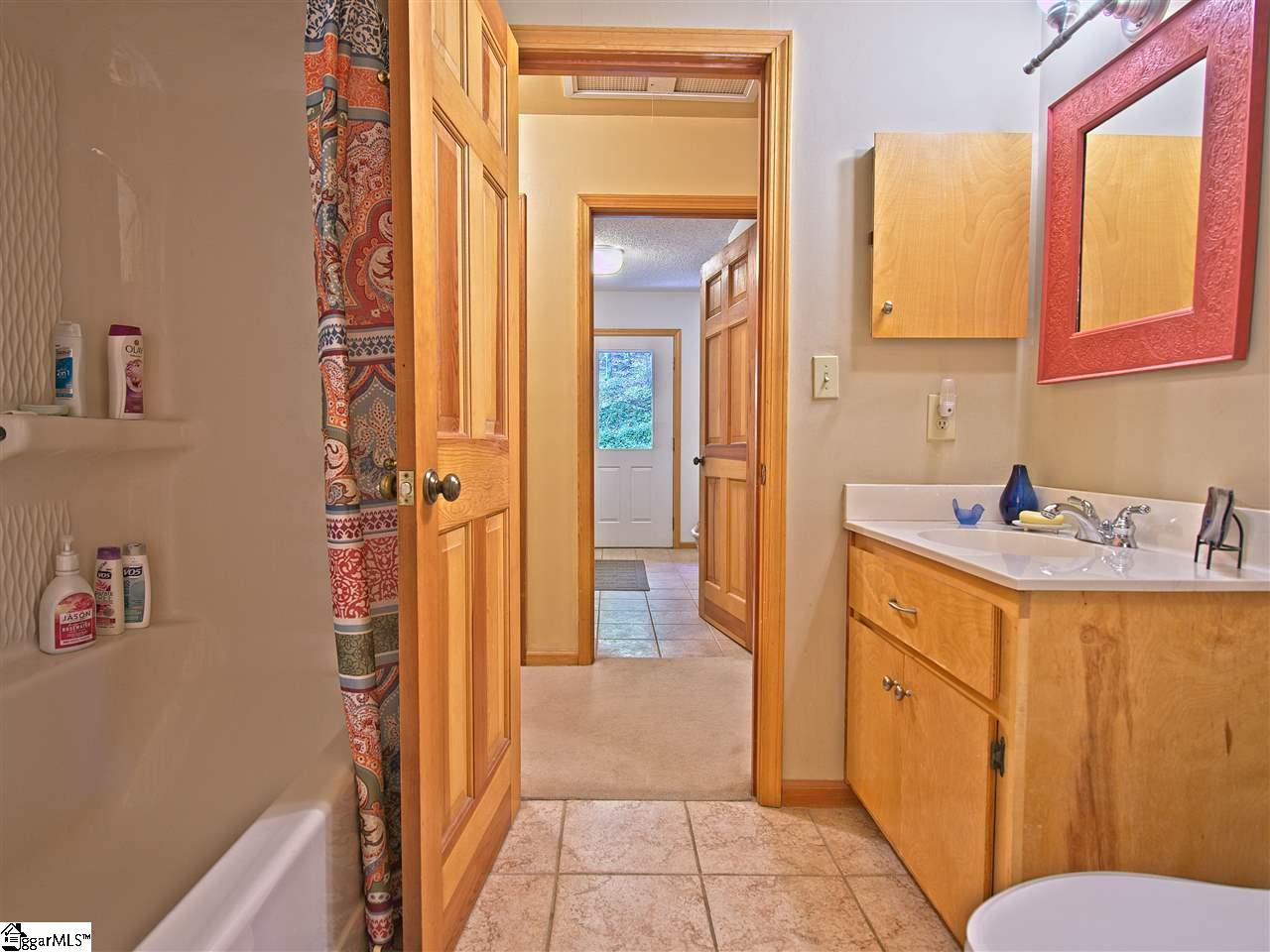 206 Hunters Ridge Pickens, SC 29671 - Photo 17 of 34