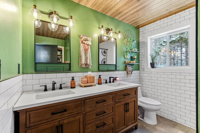 $354,900 | 38610 Grand Avenue, North Branch, MN 55056