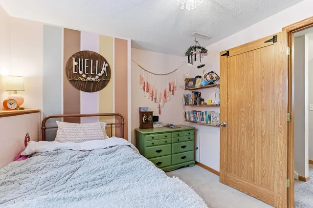 $354,900 | 38610 Grand Avenue, North Branch, MN 55056