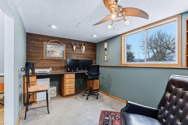 $354,900 | 38610 Grand Avenue, North Branch, MN 55056