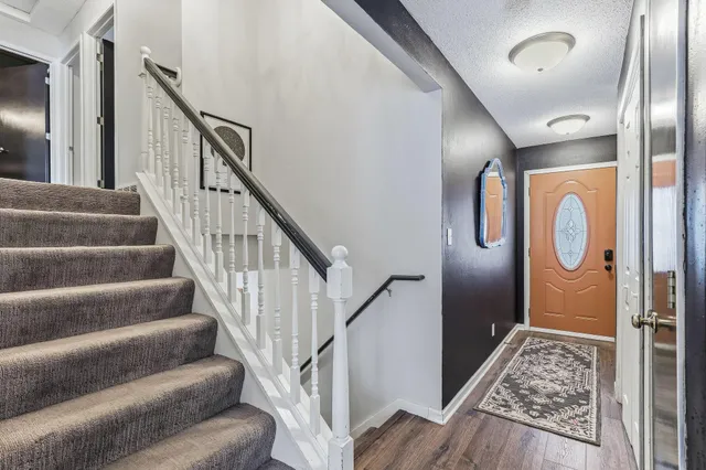 $354,900 | 38610 Grand Avenue, North Branch, MN 55056