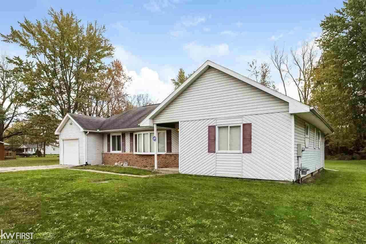 6281 West Vienna Road Clio, MI 48420 - Photo 2 of 35
