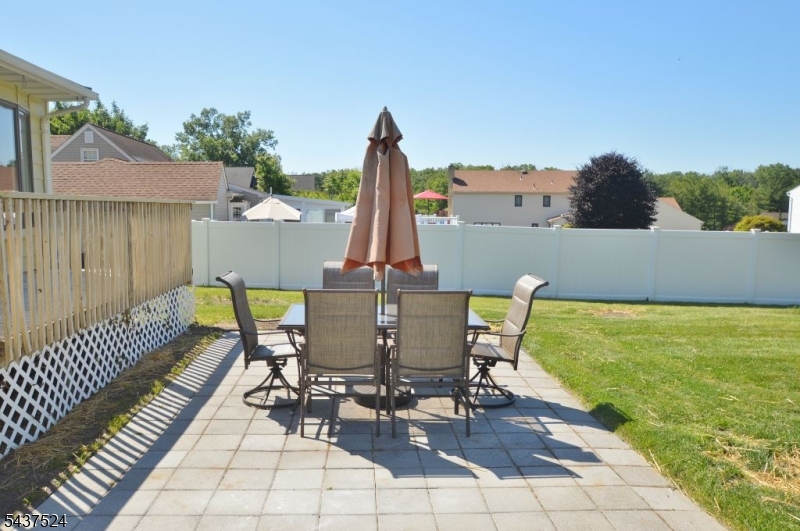 35 Troy Road East Hanover, NJ 07936 - Photo 18 of 20