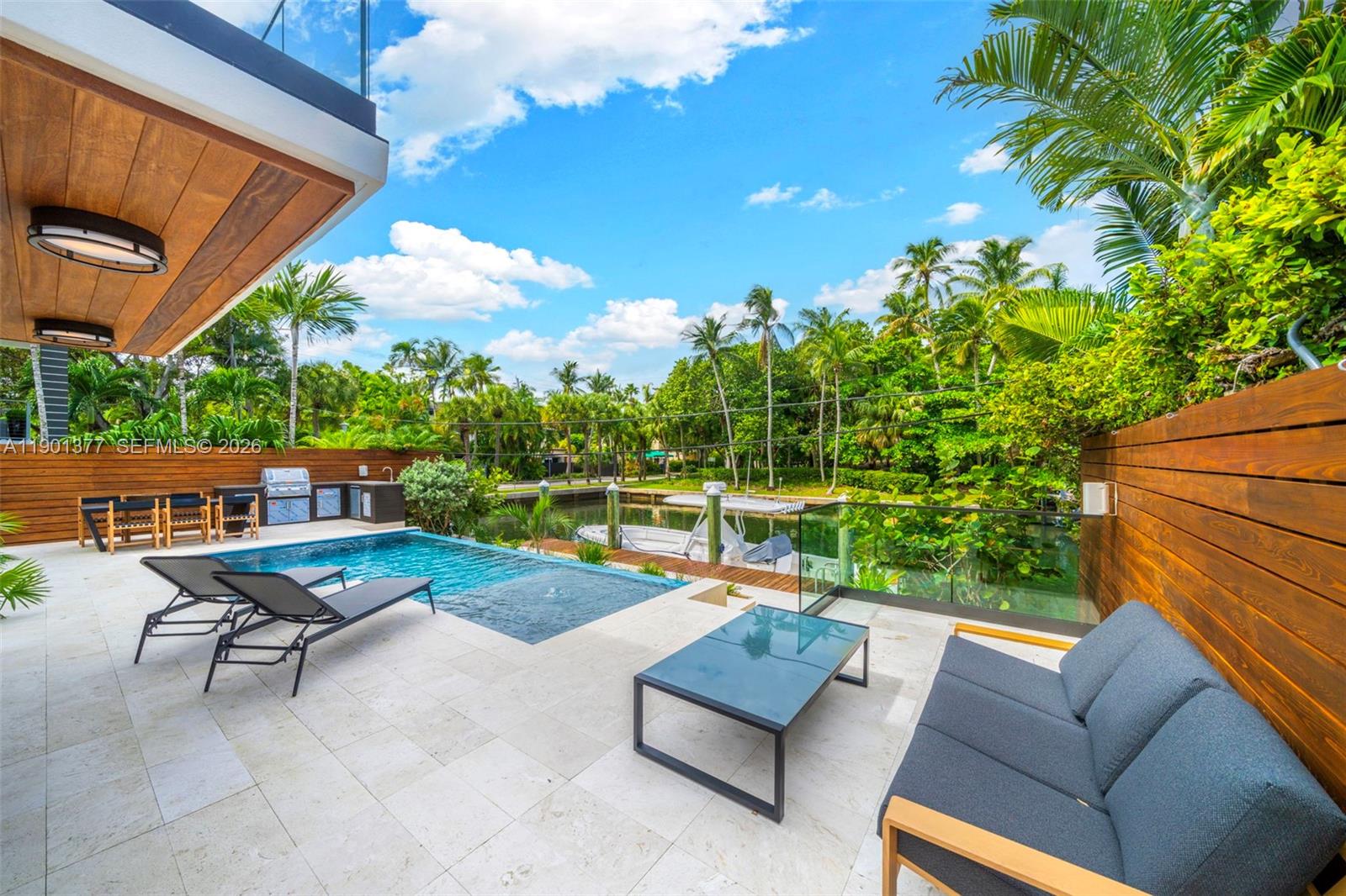 1815 Fairhaven Place Miami, FL 33133 - Photo 4 of 60