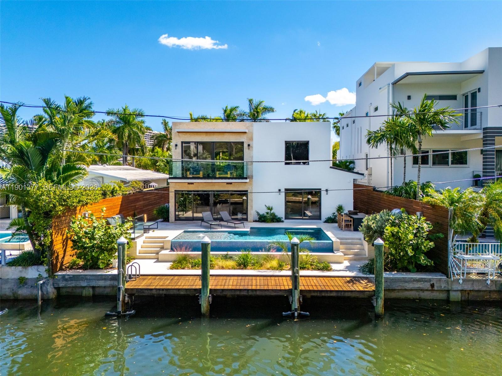 1815 Fairhaven Place Miami, FL 33133 - Photo 48 of 60