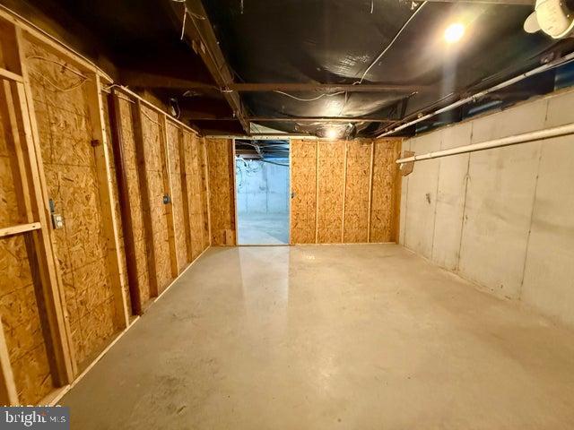 192 Northern Pine Road Hopewell, PA 16650 - Photo 39 of 66 a view of an empty room