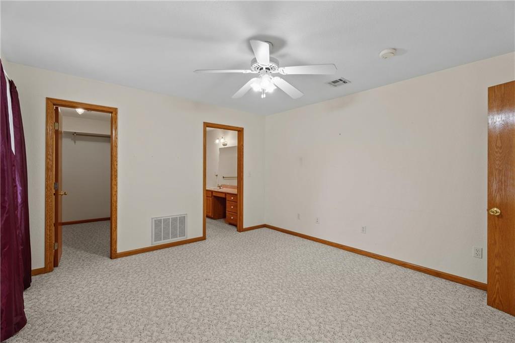1006 South Ridgeway Street Caney, KS 67333 - Photo 17 of 29