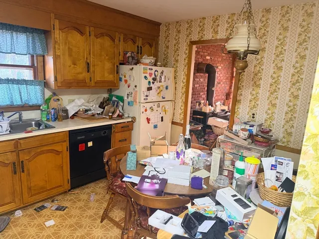 $460,000 | 8 Molloy Road, Georgetown, MA 01833