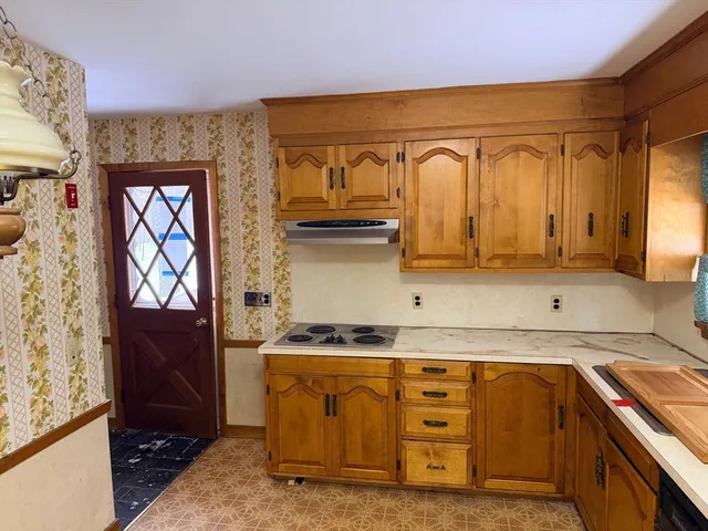 $437,000 | 8 Molloy Road, Georgetown, MA 01833