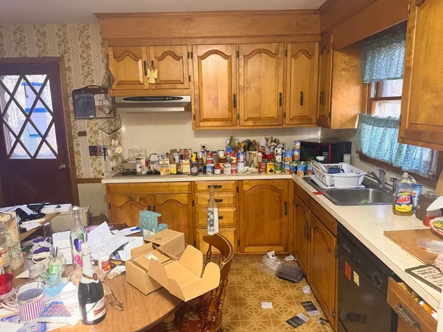 $460,000 | 8 Molloy Road, Georgetown, MA 01833