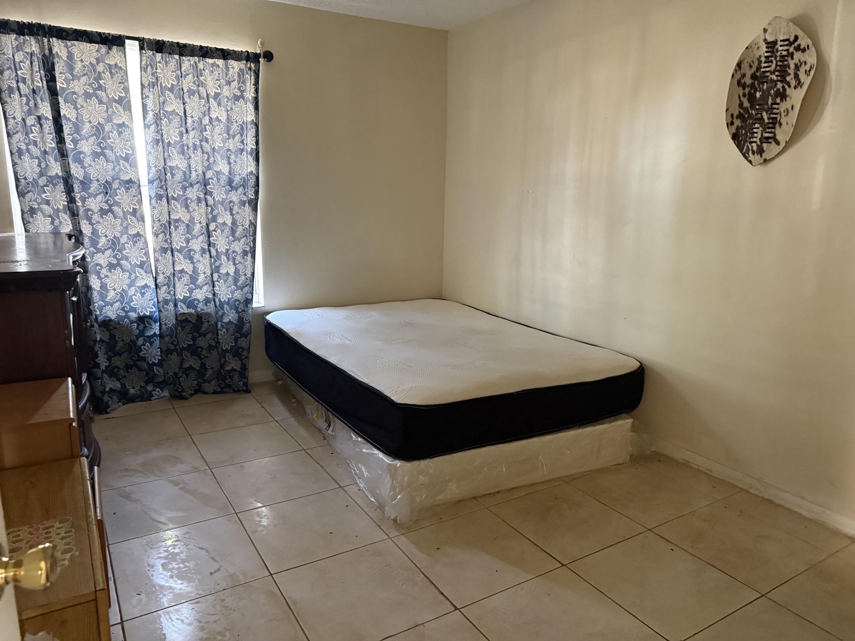 7824 Pembroke Road Miramar, FL 33023 - Photo 10 of 11 IMG_2886